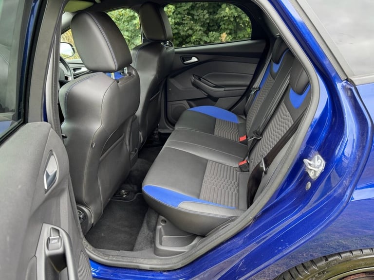 2015 Ford Focus 2.0T EcoBoost ST-2 5dr HATCHBACK PETROL Manual