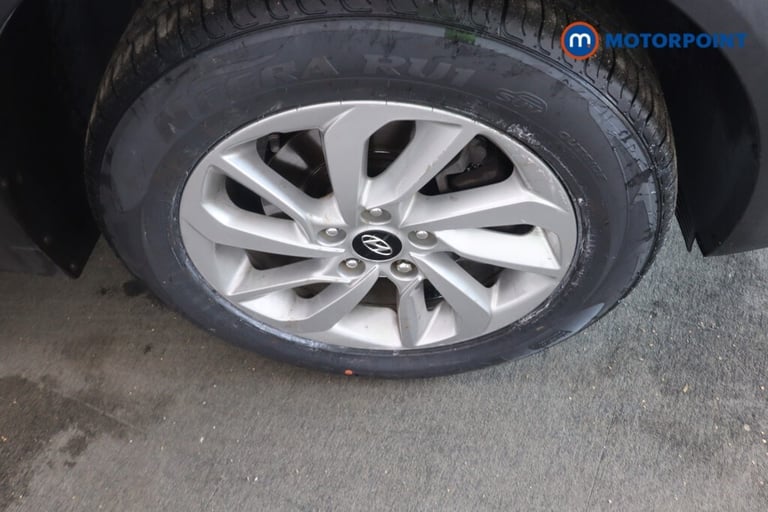 2017 Hyundai TUCSON 1.7 CRDi Blue Drive SE Nav 5dr 2WD SUV Diesel Manual