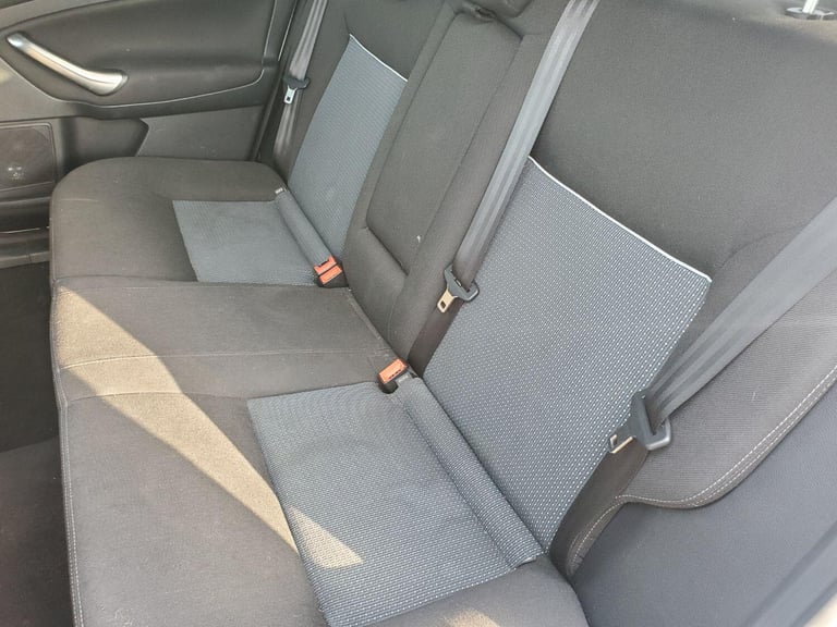 FORD MONDEO 2.0 TDCi Zetec 2012