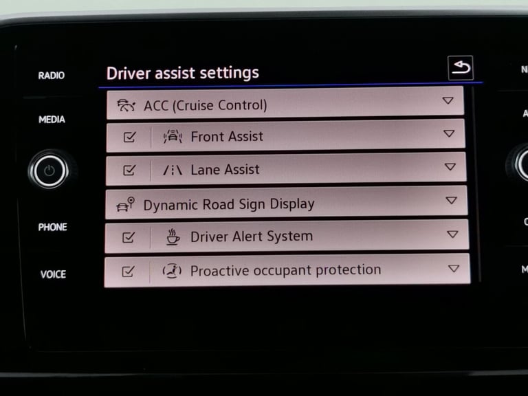 2022 Volkswagen T-Roc 1.5 TSI R-Line 5dr DSG HATCHBACK PETROL Automatic