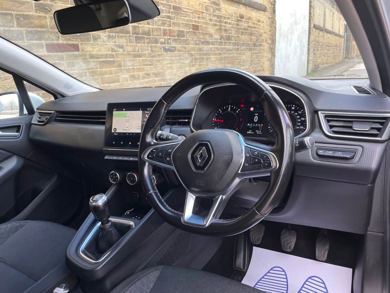 2020 Renault Clio ICONIC 1.5 DCI HATCHBACK Diesel Manual