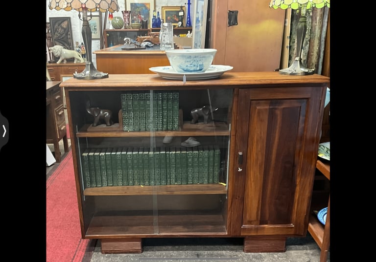 Lovely vintage bookcase very very clean