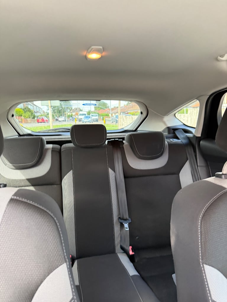 Ford, FOCUS, Hatchback, 2014, Manual, 998 (cc), 5 doors