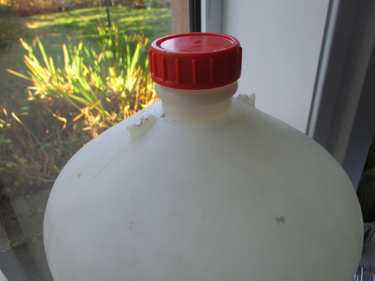 2 x 25 litre wine fermenters