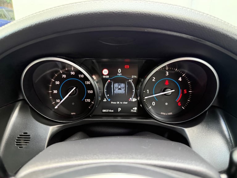 2016 Jaguar XF 3.0d V6 S 4dr Auto SALOON DIESEL Automatic