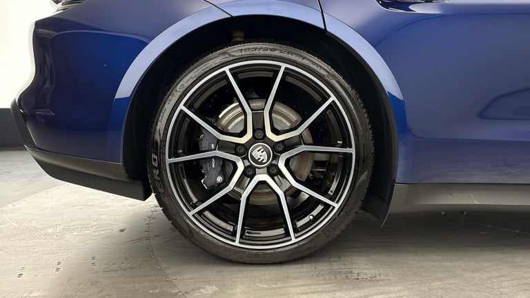 2023 Porsche Taycan Performance Plus 93.4kWh Auto RWD 4dr (11kW Charger) Saloon Electric Automatic