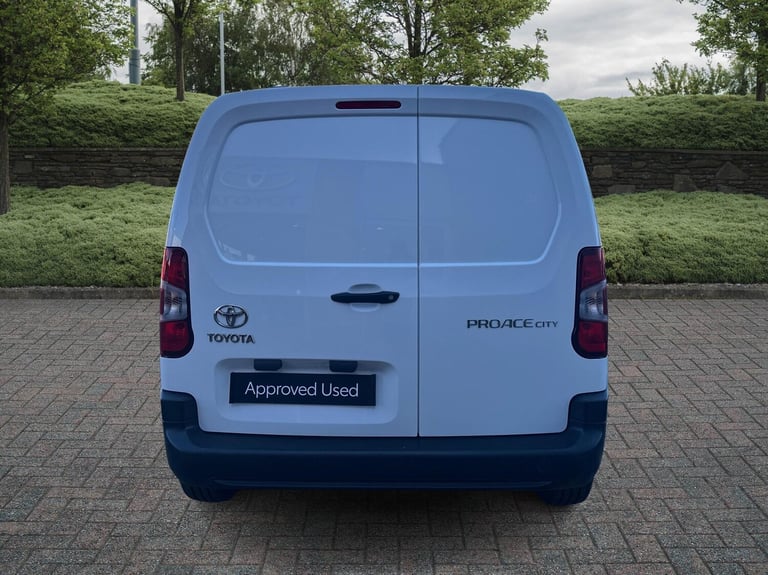 2024 Toyota ProAce 1.5D 100 Active Van (6 Speed) Van Diesel Manual