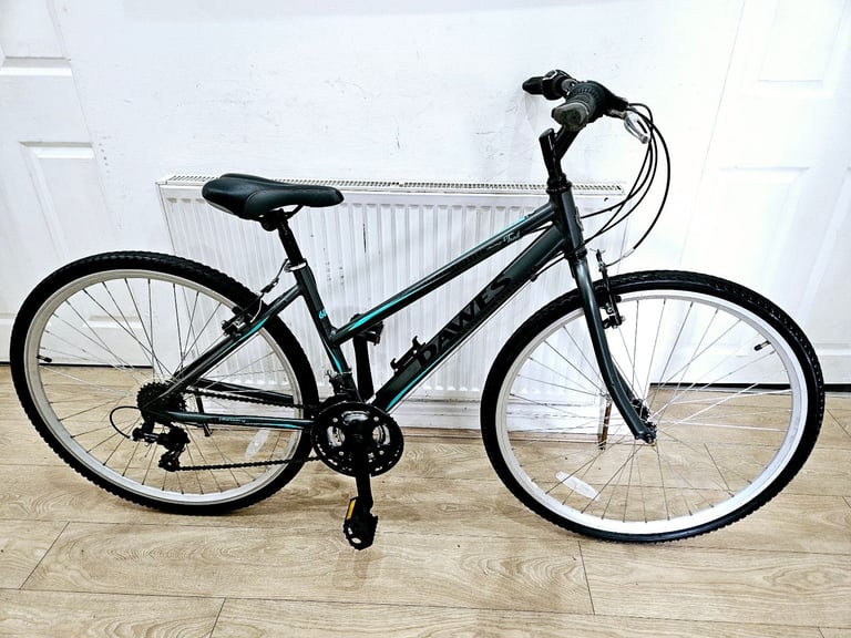 image for Dawes discovery trail hybrid bike in good condition all fully working 
