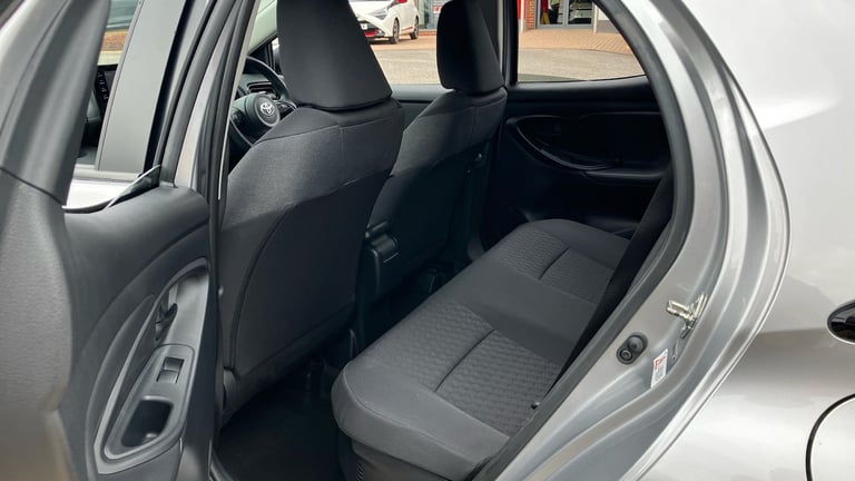 2023 Toyota Yaris 1.5 Hybrid Design 5dr CVT Hybrid Hatchback Hatchback Hybrid Automatic