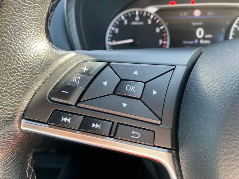 2022 Nissan Juke 1.0 DiG-T 114 Tekna 5dr Hatchback PETROL Manual