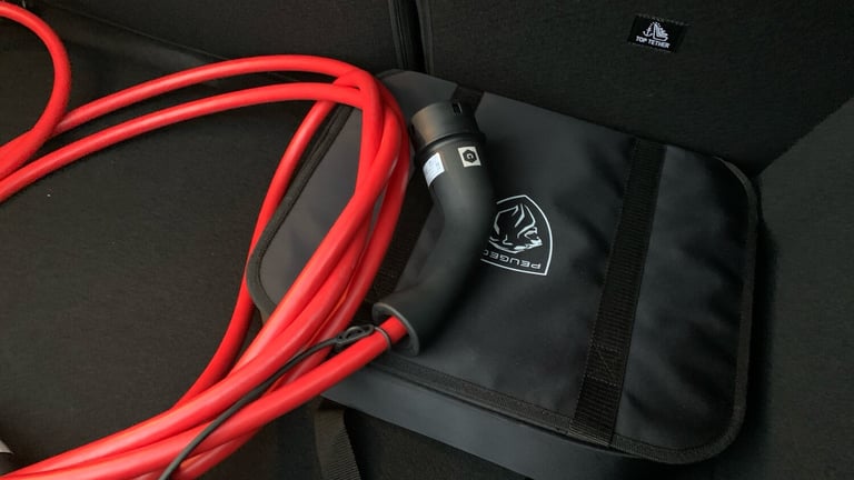 2024 Peugeot 208 50kWh E-Style Hatchback 5dr Electric Auto (7.4kW Charger) (136 ps) Hatchback Ele...