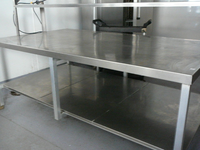Commercial kitchen stainless steel table
