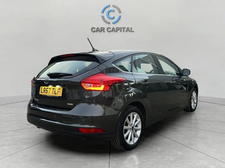 2017 Ford Focus 1.0T EcoBoost Titanium Hatchback 5dr Petrol Auto Euro 6 (s/s) (125 ps) Hatchback ...