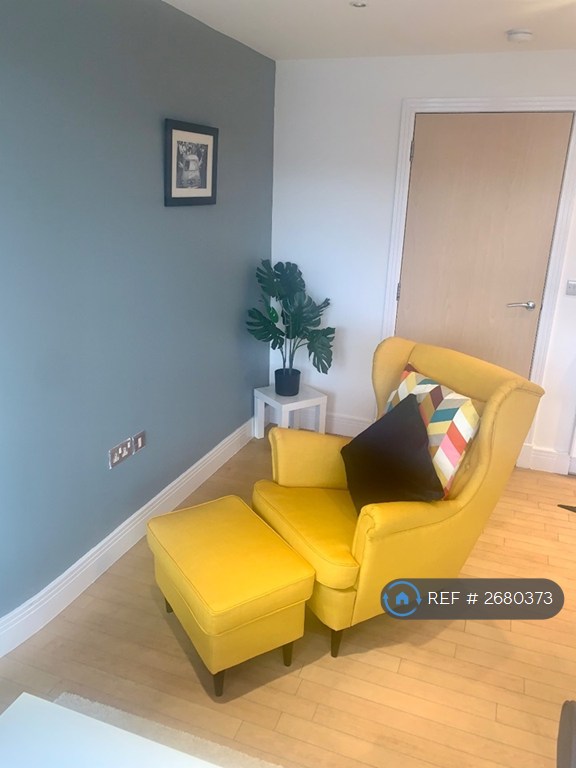 2 bedroom flat in Argyle Street, Glasgow, G2 (2 bed) (#2680373)