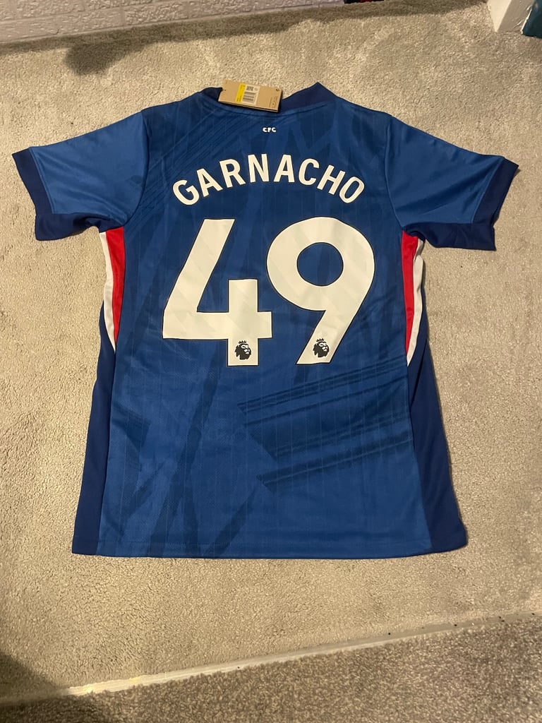 Chelsea 2025/26 GARNACHO 49 Home shirt Size small 