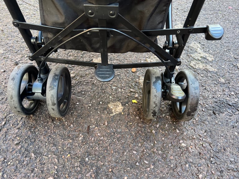  Graco stroller in black