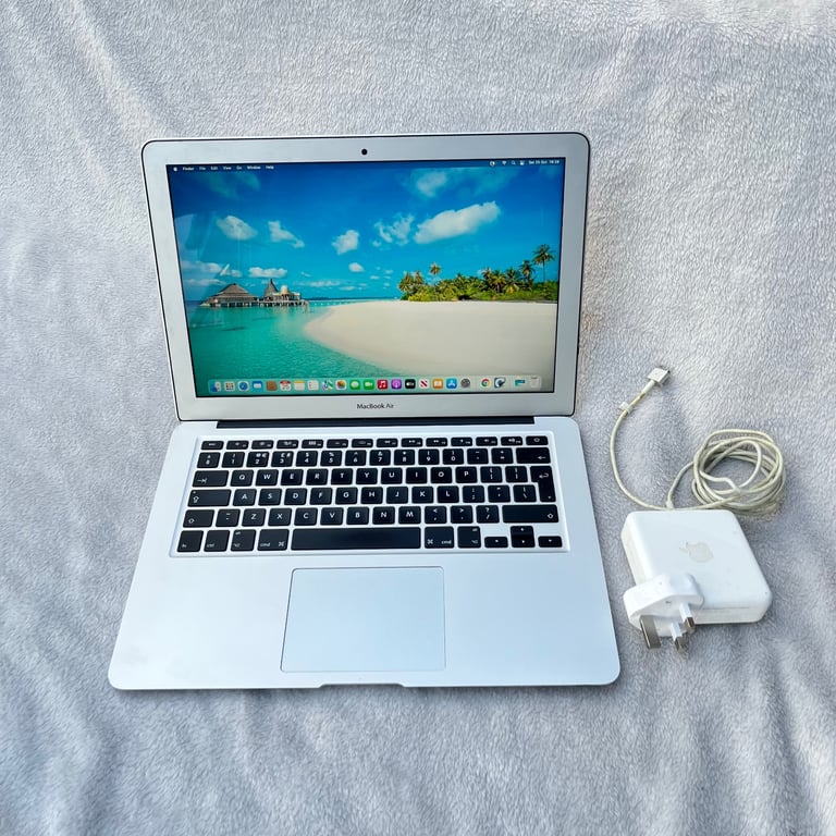 image for 2015 MacBook Air 13” | Core i5 processor | 100% working 