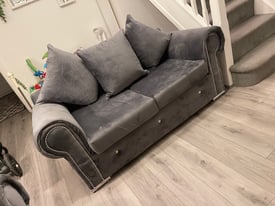 3+2 sofa