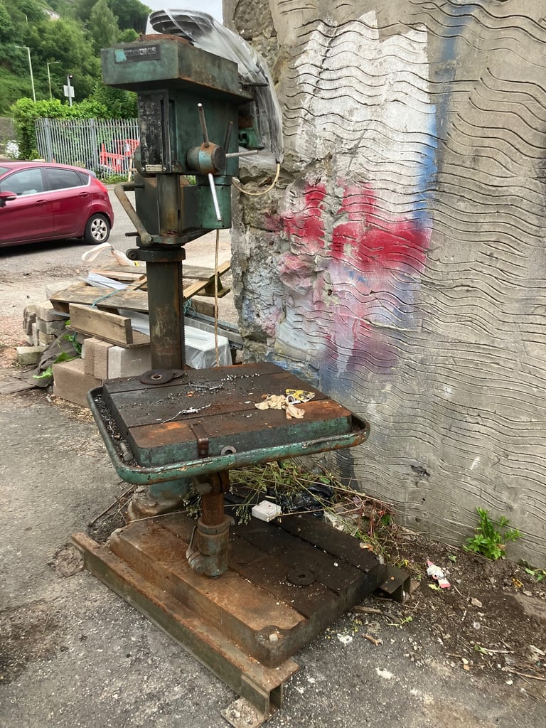 Meddings articulated arm drilling machine