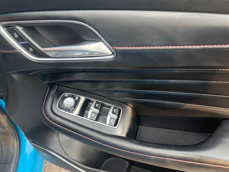 2023 MG MG HS 1.5 T-GDI 16.6kWh Exclusive Auto Euro 6 (s/s) 5dr ESTATE Petrol/Electric Hybrid Aut...