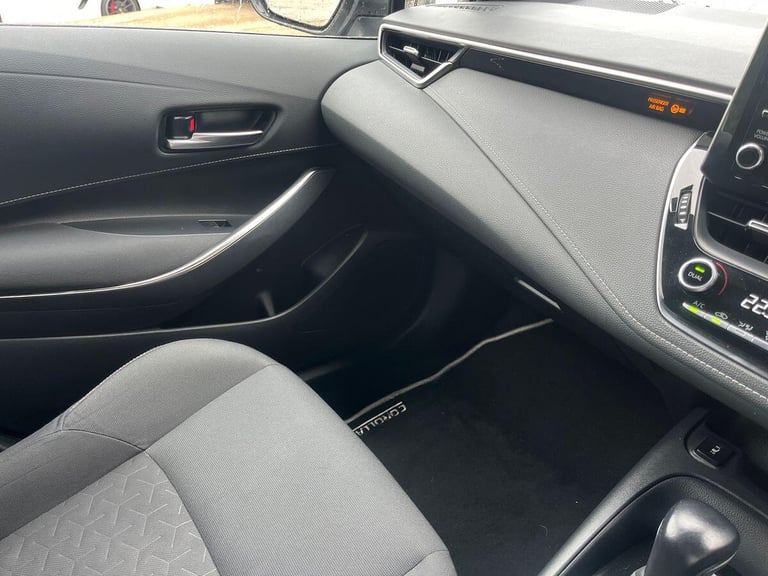 2021 Toyota Corolla 2.0 VVT-h Design Touring Sports CVT Euro 6 (s/s) 5dr ESTATE Petrol/Electric H...