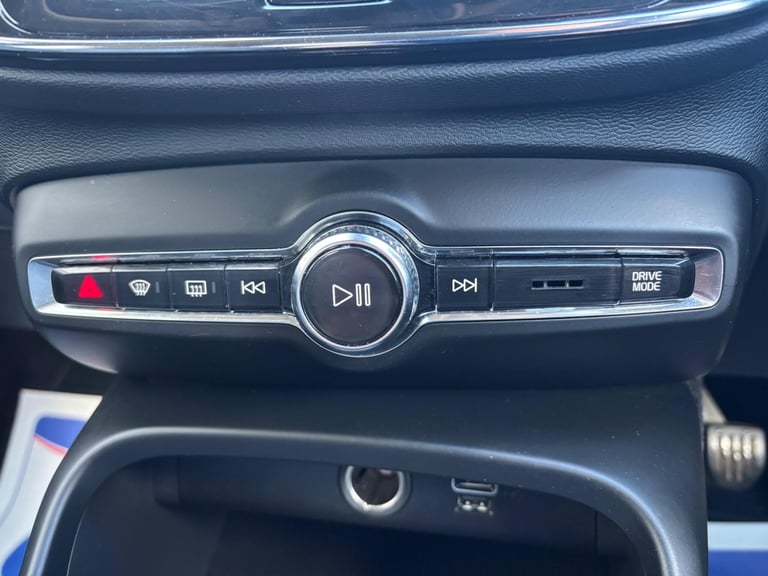 2019 Volvo XC40 1.5 T3 Momentum Pro Euro 6 (s/s) 5dr ESTATE Petrol Manual