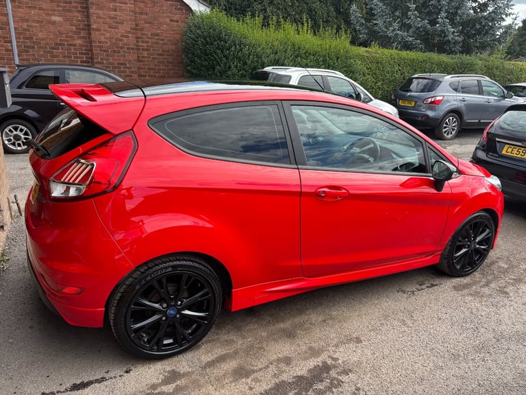 2016 Ford Fiesta 1.0 EcoBoost 140 Zetec S Red 3dr HATCHBACK Petrol Manual