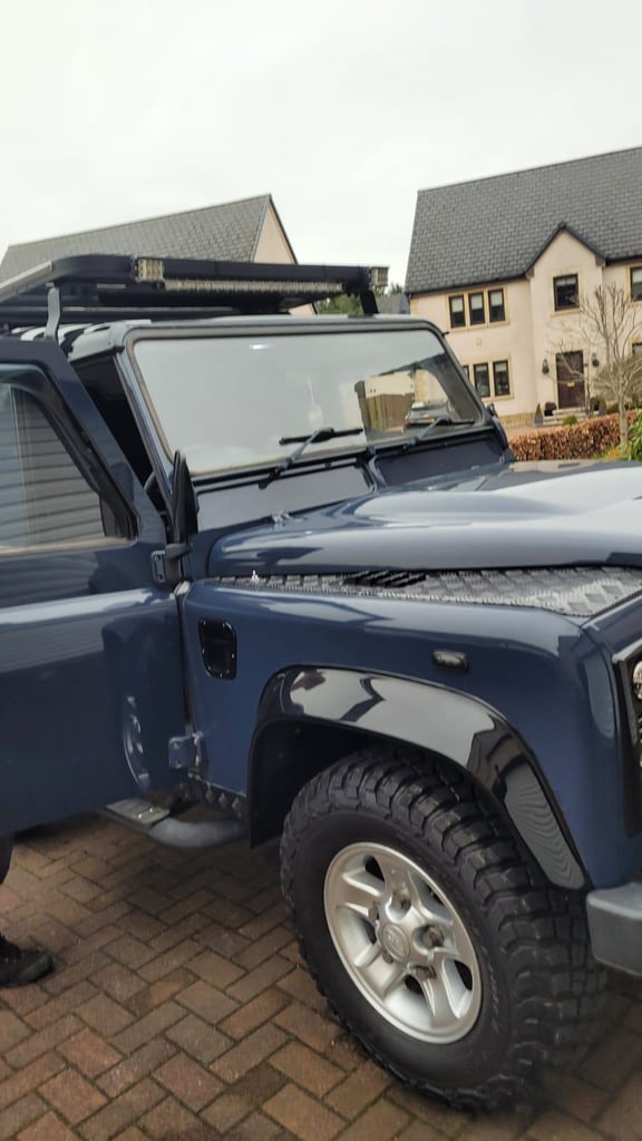 Land Rover, DEFENDER, Panel Van, 2009, Manual, 2401 (cc)