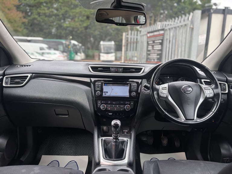 2015 Nissan Qashqai 1.2 Qashqai N-Tec DiG-T 5dr SUV Petrol Manual