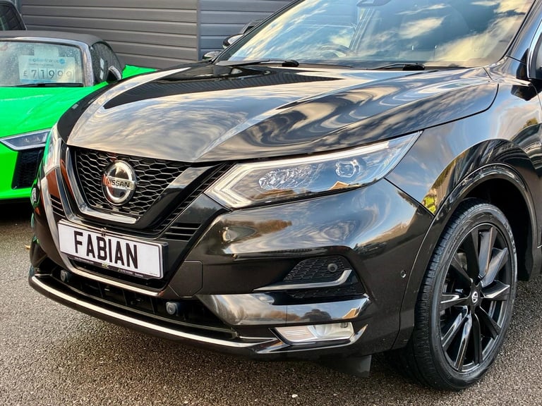 2020 Nissan Qashqai 1.3 DIG-T n-tec DCT Auto Euro 6 **Pan Roof - 360 Cam - FSH**