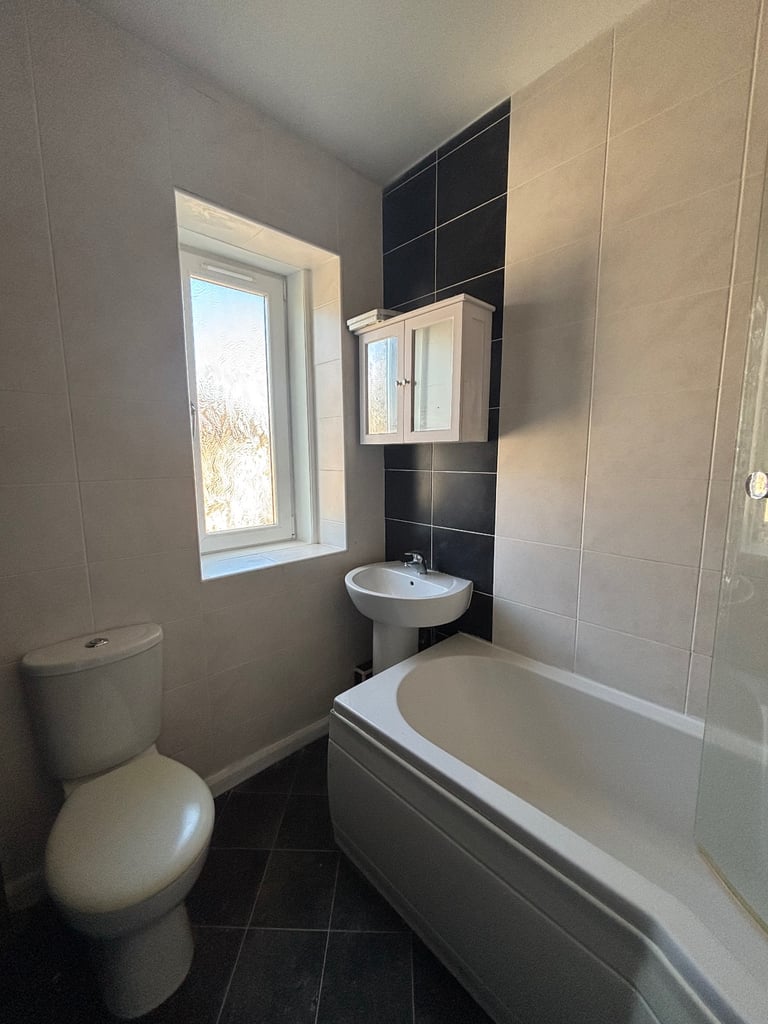 Flat to rent - Central Aberdeen 