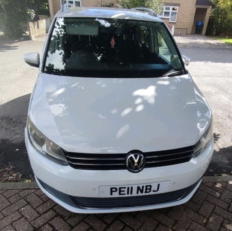 image for 2011 Volkswagen Touran 2lt Diesel 12mth mot, low mileage for age