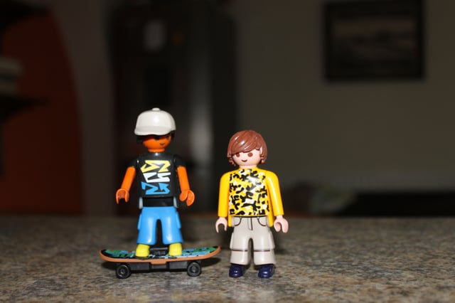 Playmobil skateboard deals