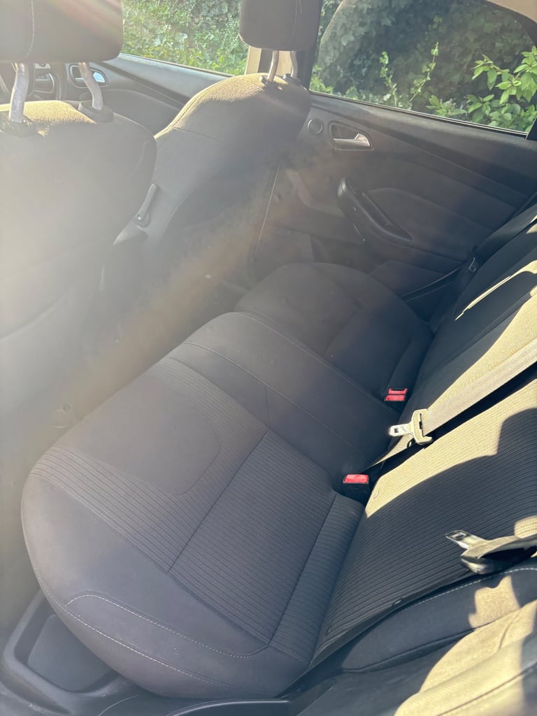 Ford, FOCUS, Estate, 2014, Manual, 1596 (cc), 5 doors