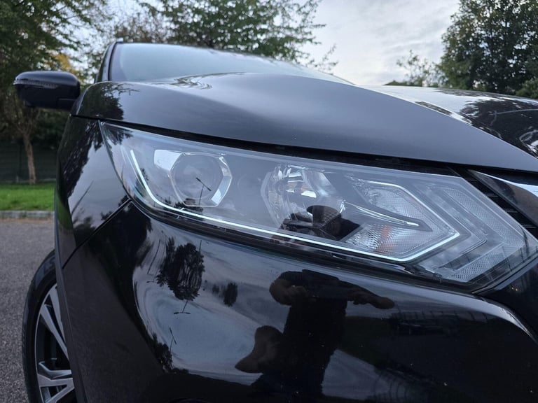 2018 Nissan Qashqai 1.5 dCi N-Connecta SUV 5dr Diesel Manual Euro 6 (s/s) (115 ps) HATCHBACK Dies...