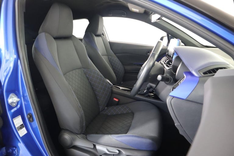 2020 Toyota C-HR 1.8 VVT-h Dynamic CVT Euro 6 (s/s) 5dr HATCHBACK PETROL/ELECTRIC Automatic