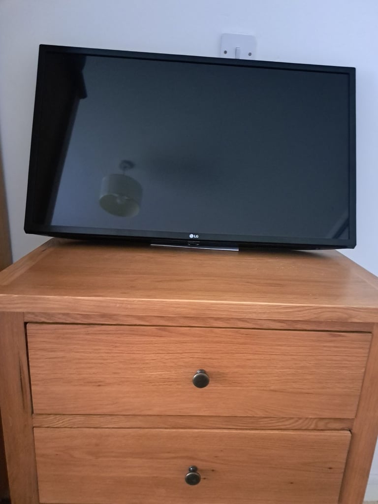 image for 30 " LG TV