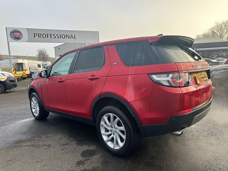 2017 Land Rover Discovery Sport 2.0 TD4 SE Tech SUV 5dr Diesel Manual 4WD Euro 6 (s/s) (180 ps) E...