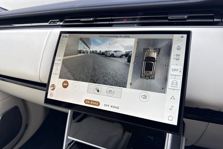 2025 Land Rover Range Rover 3.0 P460e 38.2kWh Autobiography Auto 4WD Euro 6 (s/s) 5dr SUV Automatic