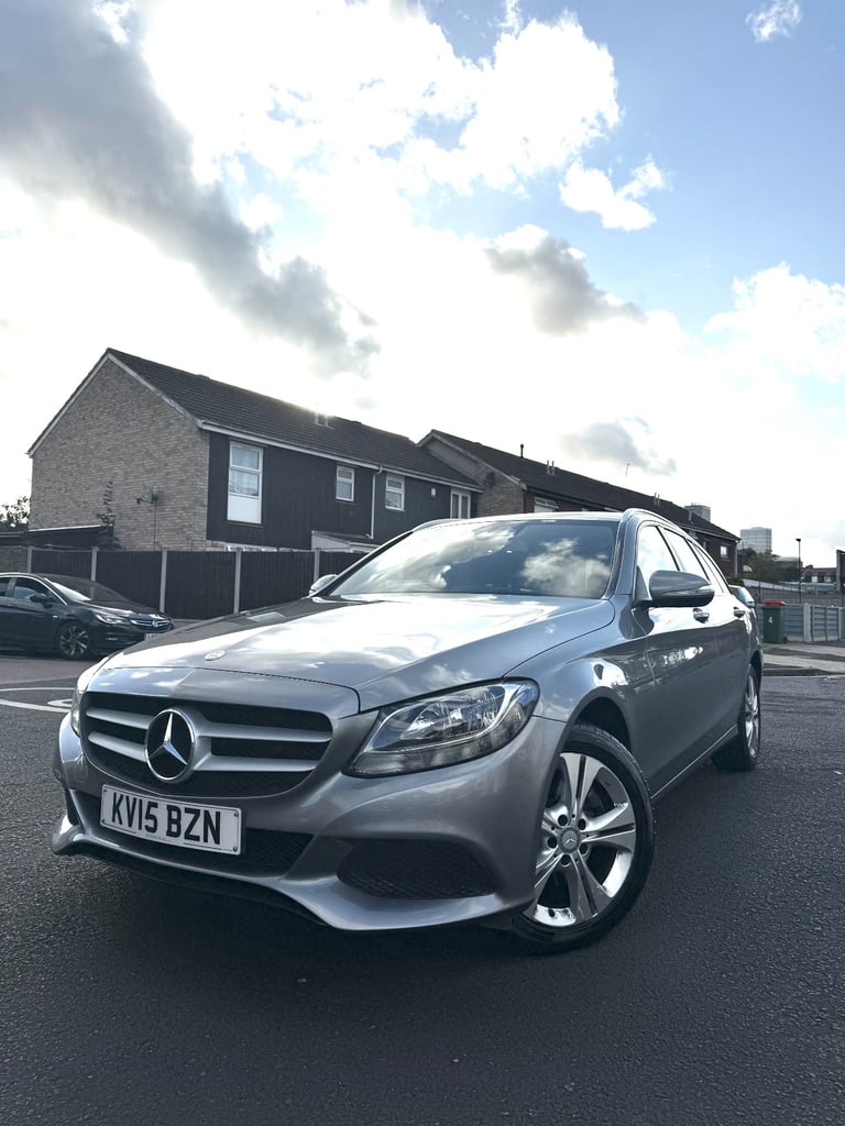 image for MERCEDES BENZ C CLASS C200 SE 2 LITRE PETROL AUTOMATIC ESTATE FSH 56K