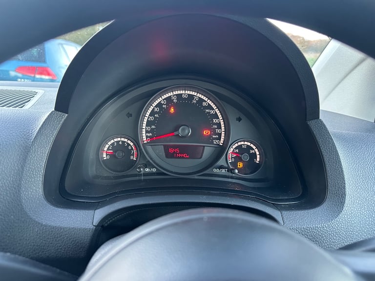 Volkswagen, UP, Hatchback, 2013, long MOT Manual, 999 (cc), 3 doors