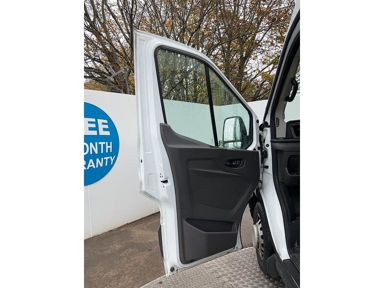 2019 Ford Transit 460 EcoBlue Leader 17 Seat Minibus Minibus Diesel Manual