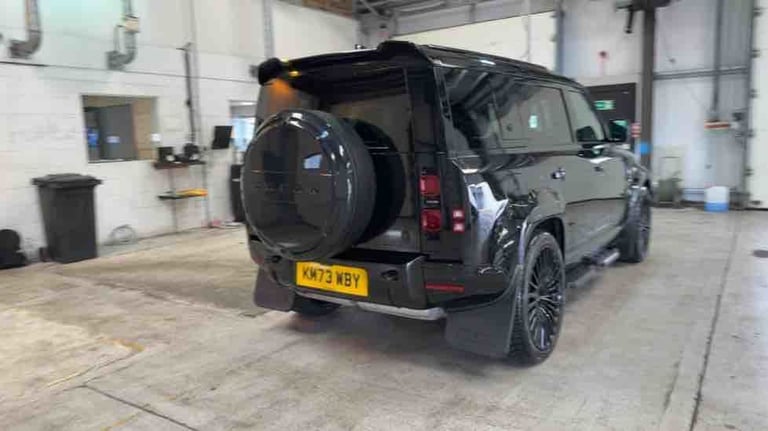 2024 Land Rover Defender 110 3.0 D300 MHEV X-Dynamic SE SUV 5dr Diesel Auto 4WD Euro 6 (s/s) (300...