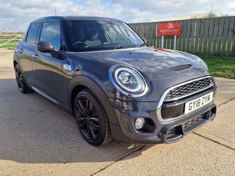 image for 2018 MINI Hatch 2.0 Cooper S Euro 6 (s/s) 5dr HATCHBACK Petrol Manual
