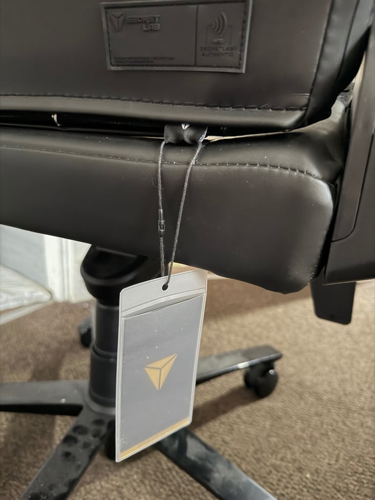 Secretlab TITAN Evo 2022 Gaming Chair – £180 (price slightly negotiable)