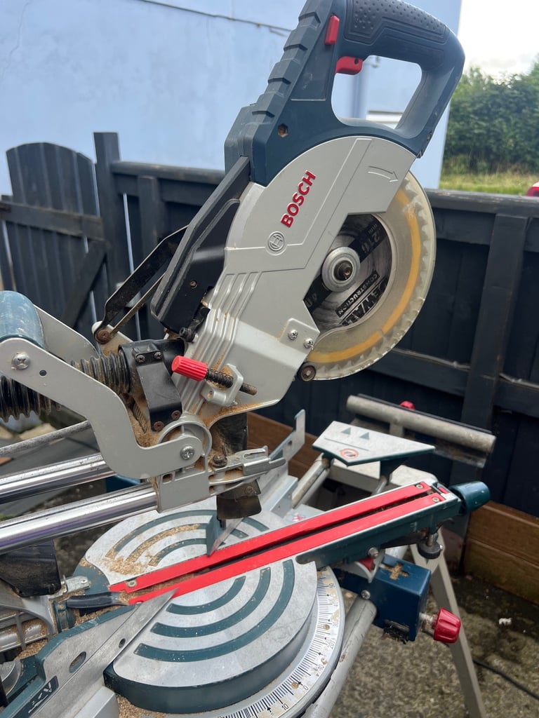 Sliding Mitre Evolution Circular Saw B&q Evolution 1500W 240V