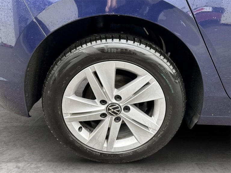 2022 Volkswagen Golf TSI Life Hatchback Petrol Manual