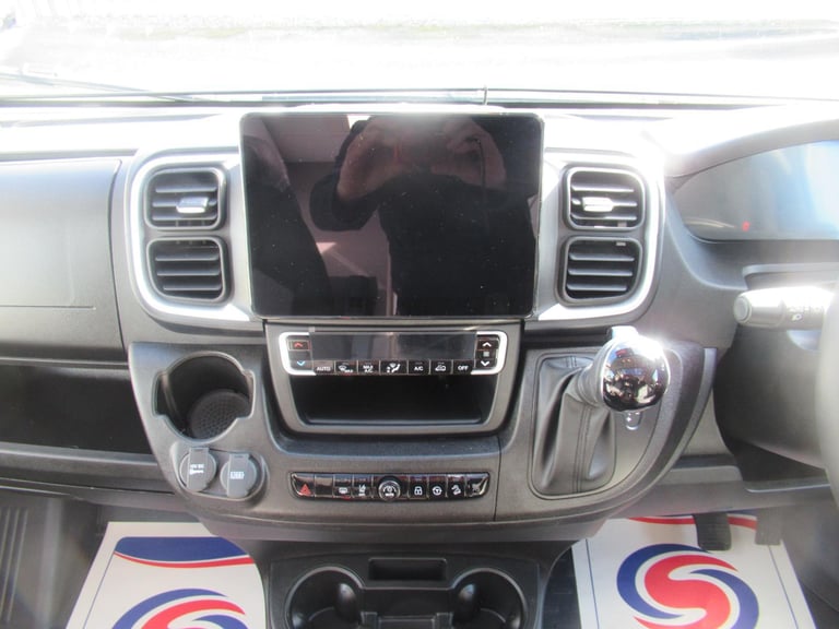 Adria Compact Supreme SL 2.2 Diesel 140BHP Automatic