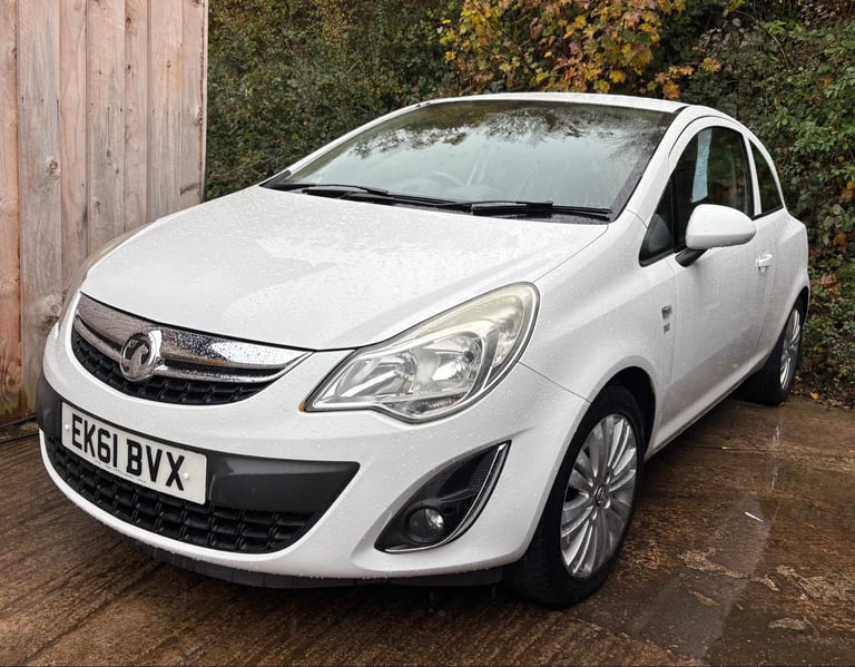 2011 Vauxhall Corsa 1.4 Excite 3dr [AC] HATCHBACK Petrol Manual