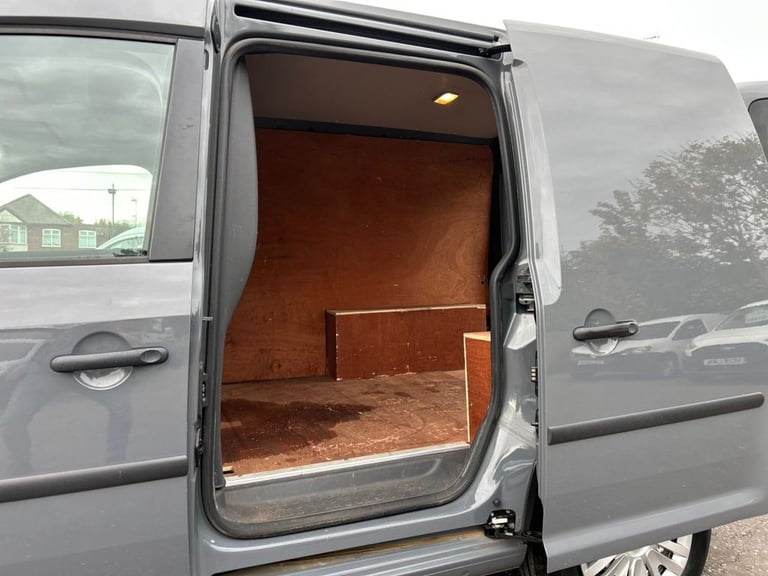 2015 Volkswagen Caddy 1.6TDI C20 STARTLINE P/V 5dr L1H1 LOW MILEAGE, 6 SERVICES PANEL VAN Diesel ...